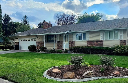 Idaho Falls House | Beautifully Updated Home on Oak Trail Drive in IF