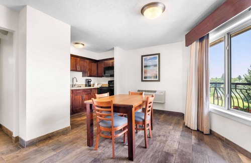 Idaho Falls Hotel | Best Western Driftwood Inn