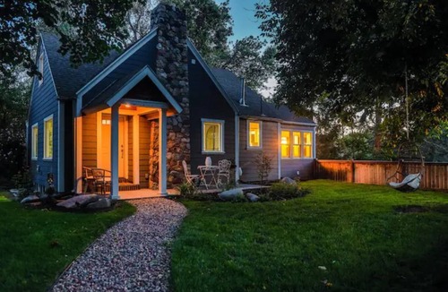Holladay House | Bettie's Sweet Retreat!
