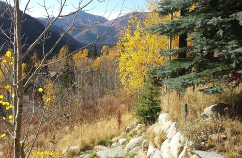 Salt Lake Mountain Resorts Ski Chalet | Big Cottonwood Chalet