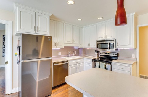 Cottonwood Heights House | Big Space, Bigger View! Cottonwood Canyon Retreat