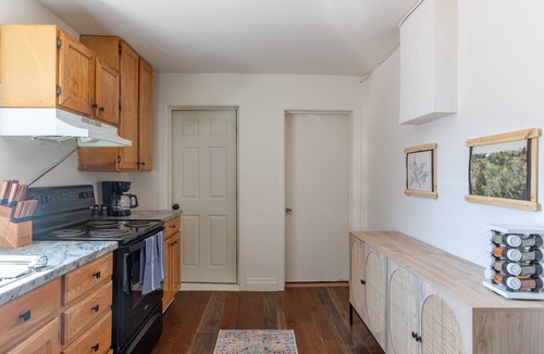 Driggs Cabin | Blue Cabin - Downtown Retreat, Minutes to Yellowstone & Jackson Hole