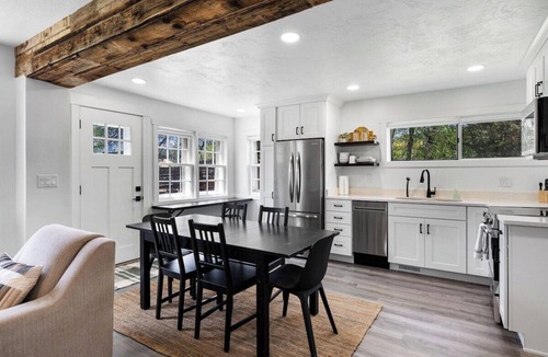 Bloomington House | Blue Cottage at Bear Lake: Rustic Serene Retreat 10 miles to North Beach