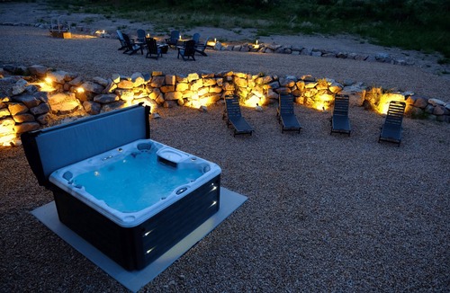 Garden City House | BlueBear Lodge: Bear Lake Family & Pet Friendly Retreat, Hot Tub, Sleeps 12