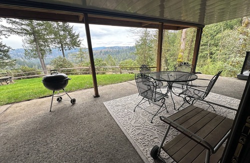 Carver Apartment | Breathtaking views 2-bedroom guest suite: fish, ski, bike, hike, wine tasting
