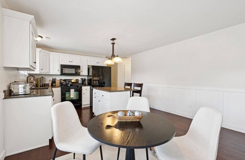 Logan House | Bright 2BR + Office | Garage, Yard & Animal Friendly