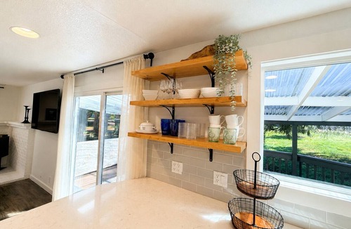 Hockinson House | Brush Prairie Country Retreat/Sleeps 12/Near Vancouver