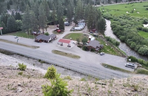 Ravalli County RV Rental | CAMP SULA - RV site #3