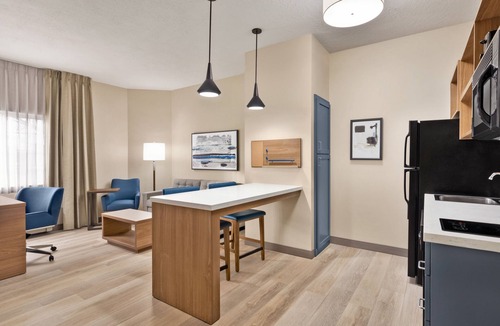 Meridian Hotel | Candlewood Suites Boise-Meridian by IHG