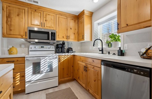 Logan House | Casa Cliffside Zone 2: Animal Friendly, Spacious Escape w/Private Yard