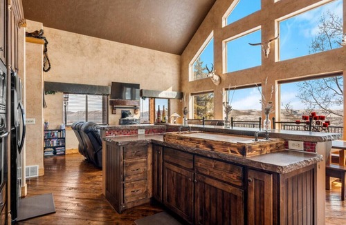 Sweetwater Cabin | Casa Miah | Ideal Beach, Fire Pit, Game Room, Air Hockey!