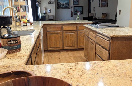 Mountain Home House | Cat friendly, wheelchair friendly, nature friendly
