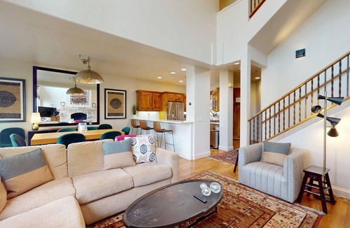 Ketchum House | Central Park 26- Luxury Tri-Level in Great Location Close to River Run