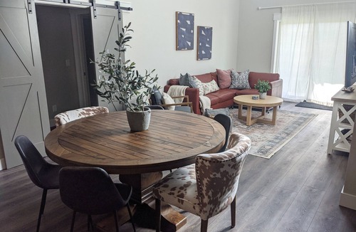 Swan Valley House | Charmer!