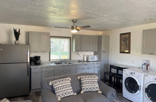 Lava Hot Springs Apartment | Charming 1-bedroom apartment in serene Lava Hot Springs.