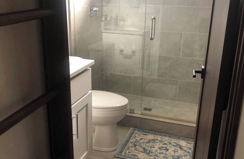 Jackson House | Charming 1-bedroom guest house in Jackson Hole. HUGE DISCOUNT for 28+ day rental