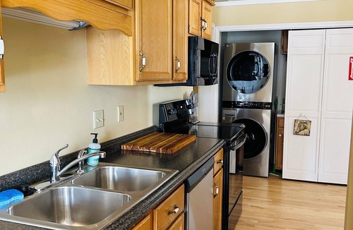 Game Creek House | Charming 2 Bedroom 2 Bath Guest House in Jackson Hole