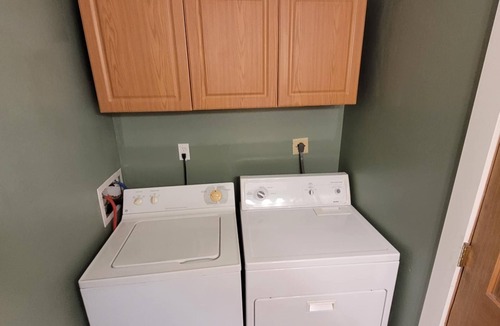 Douglas House | Charming 3-bedroom townhome in Douglas, WY