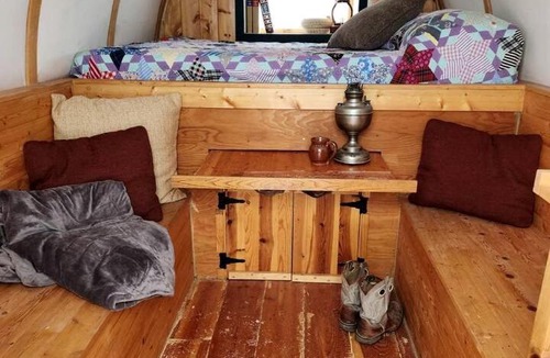 Tetonia House | Charming Glamping Wagon with Mountain Views on Working Ranch near Grand Teton – Tetonia, Idaho