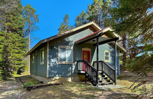 Tamarack Resort House | Charming Home in Donnelly close to Lake Cascade