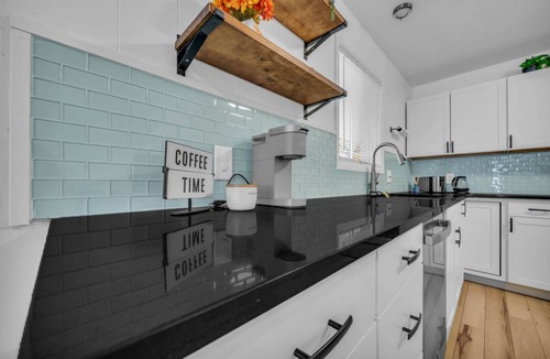 South Ogden House | Charming house w/2 bedrooms with AC, WiFi in quiet Ogden neighborhood.
