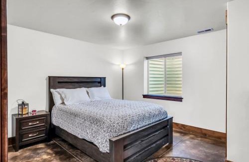 Harbor Village House | Comfort, Convenience, and Room for the Whole Crew