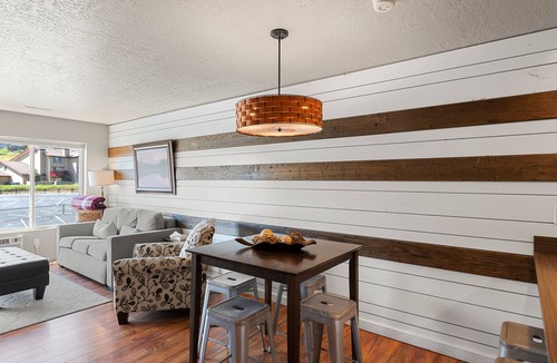 Garden City Condo | Condo - #202 Mountain View | 1 Bed, 1 Bath