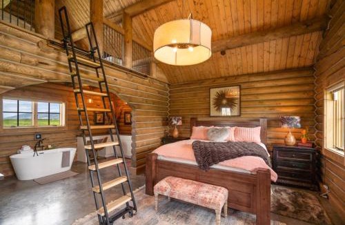 Livingston House | Copper Rose Ranch