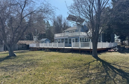 Springfield House | Cottage on the Lake