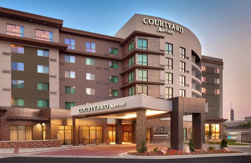 Rio Grande Hotel | Courtyard Salt Lake City Downtown