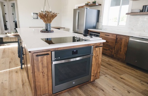 Preston House | COW PALACE Experience Rustic Charm and Tranquility at our Old Milk Barn.