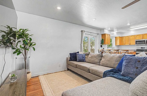 Burley House | Cozy 3BR Burley Home Spacious Yard Snake River