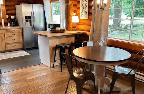 Verlot Cabin | Cozy 4-bedroom cabin in charming Granite Falls with large yard