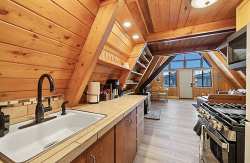 Last Chance House | Cozy A-Frame Cabin Near Yellowstone with Hot Tub