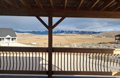 Sweetwater House | Cozy Bear Lake Get Away