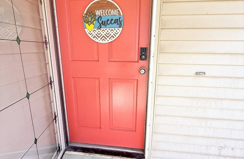 Pocatello House | Cozy Botanical Retreat, Near Skiing, Restaurants & Yellowstone