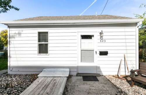 Central - Terry House | Cozy Bungalow w/Hot Tub and Sauna