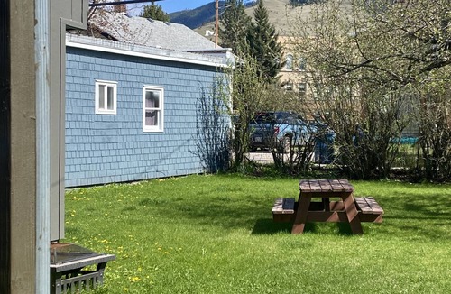 Rose Park House | Cozy, charming 3BR, 2B home blks from downtown Missoula, U of M, lots of shops