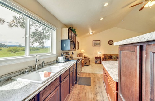 Stites Apartment | Cozy Clearwater Apartment - Hike, Fish & Explore!