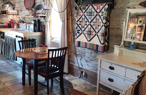 Bozeman Cabin | Cozy Historic Montana Cabin Fully Restored Eco-Friendly