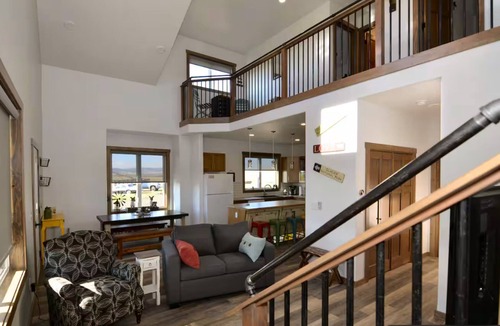 Bozeman House | Cozy Montana Getaway With Beautiful Mountain Views