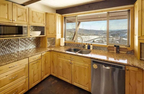 Summit Park House | Cozy Rustic Escape Near Park City Adventures