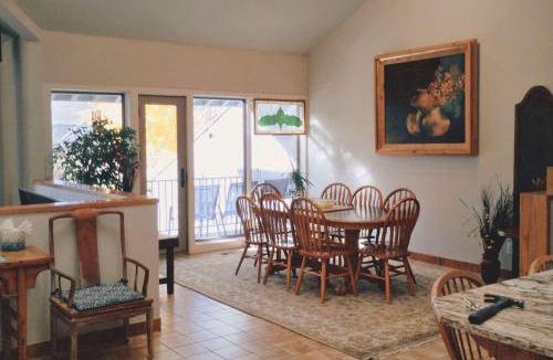 Sundance House | Cozy Warm Mtn Home mins to Sundance & Deer Creek