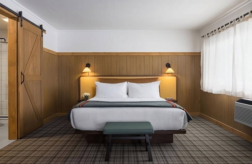 Jackson Hotel | Cozy Wyoming Lodge Just 5 Mins from Jackson Hole City Center w/Dining