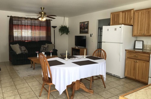Craigmont House | Craigmont Getaway Get comfortable and enjoy plenty of space and cozy fireplace!