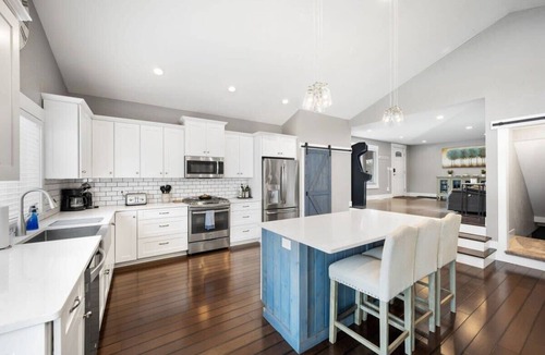 Dalton Gardens House | Dalton Garden Escape | 3,000 sq ft Home w/Hot Tub & Arcade Game Console