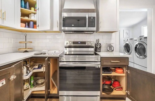 Ogden House | Designed Comfort, Entire Home Three bedrooms, three bathrooms, Downtown 2 mi.