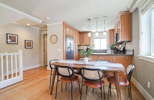 Atlantic House | Designer 3BR Retreat | Steps from Stadiums