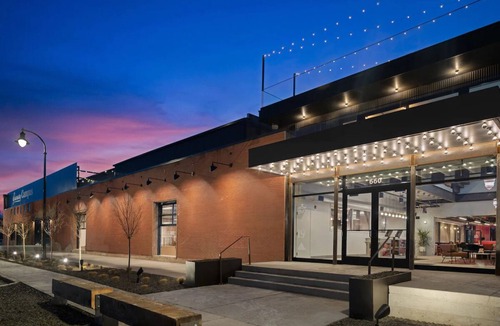 People's Freeway Hotel | Dog-friendly & Free Parking, Friend Bunk Room at evo Hotel