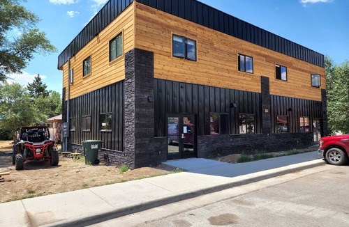 Pinedale Apartment | Downtown 2BD 1.5BA Mountain Town Apt